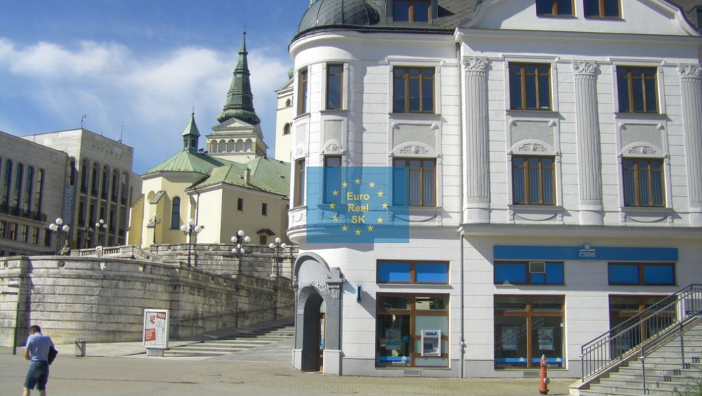 Prenajmeme v centre Žiliny ( Farské schody ) rekonštruované administratívne priestory o celkovej výmere 164 m2 ( 5 x kancelária )