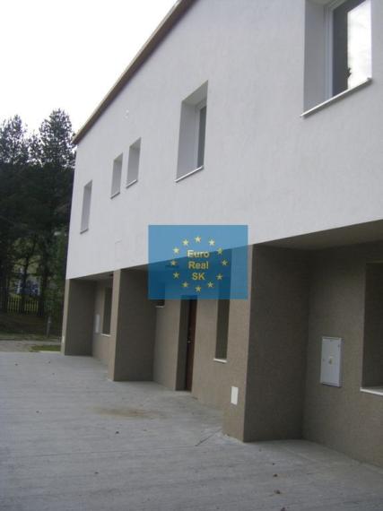 Košice -  rekreačné stredisko Jahodná, predaj apartmánov  v novostavbe o celkovej výmere 105 m2, firemné vlastníctvo, vlastné parkovanie