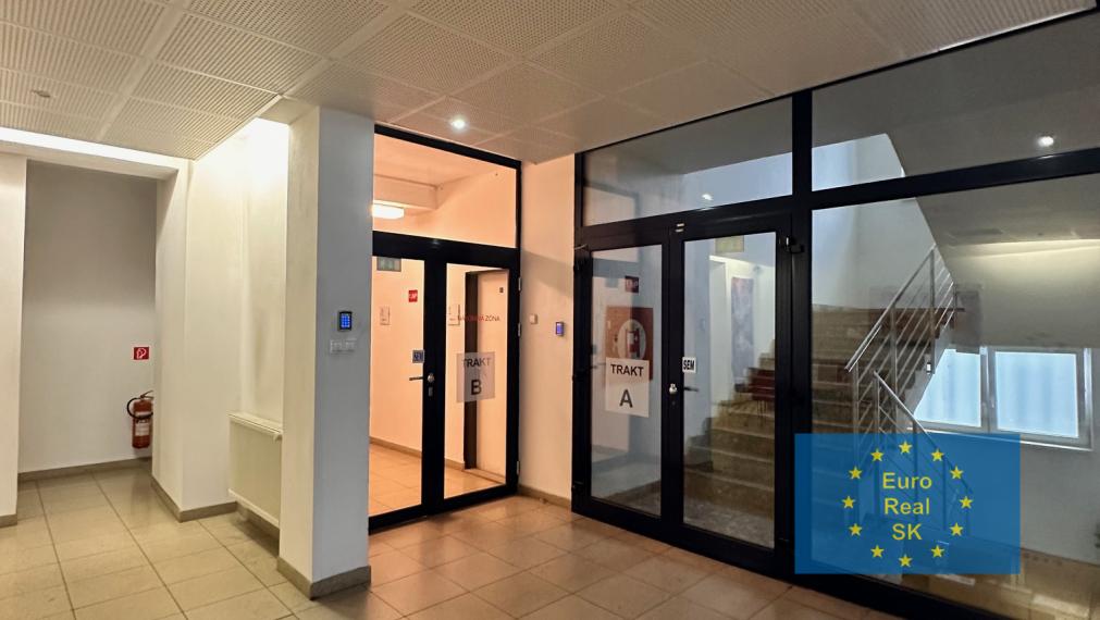 Ponúkam na prenájom kancelárske priestory Košice - Centrum, od 15 m2 - 500 m2.