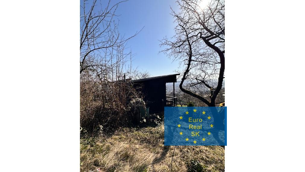 Predaj záhrady s rekreačnou chatou v lokalite Červený breh.