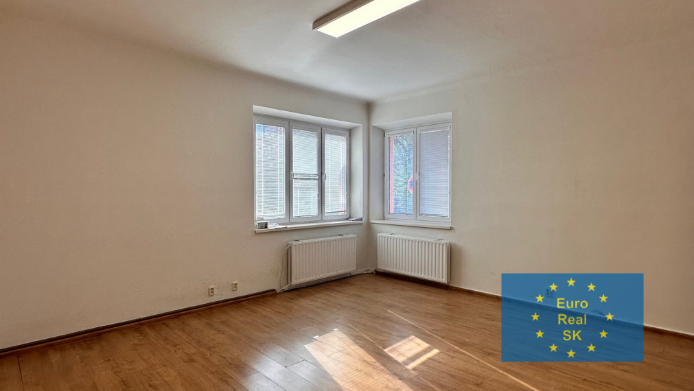 Prenájom obch. priestorov v KE - Centrum, Rázusová ulica, výmera 90 m2.