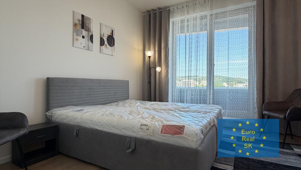 Prenájom nového 2 izb bytu v lokalite Košice - Centrum, Cassovar, zariadený