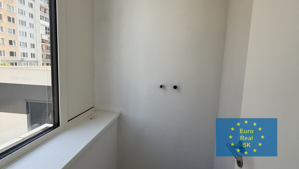 Prenájom nových obchodno-prevádzkových priestorov v obchodnom centre Levočská ul.