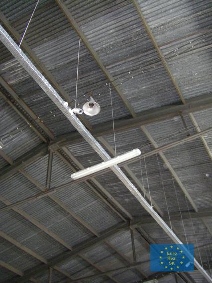 Prenájom skladových priestorov Košice Juh, 1.632 m2, rampa, kancelárie