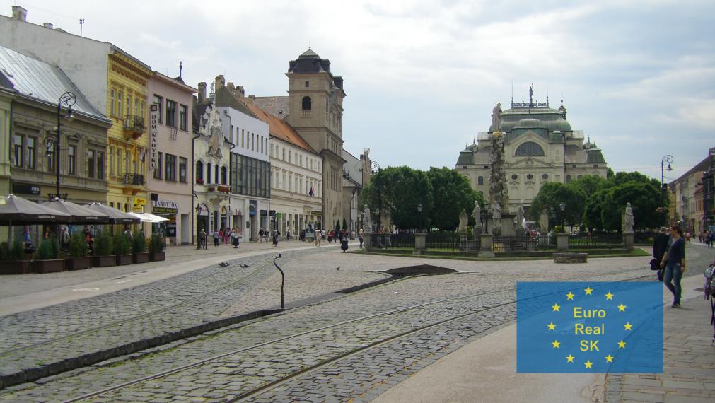 Prenajmeme obchodné priestory s výkladom v centre Košíc, Hlavná ul., 320 m2 ( 900 m2)