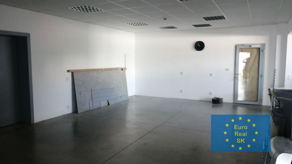 Prenájom obchodno-prevádzkový nebytový priestor Košice -JUH, na prízemí, s rampou, parkovaním, cca 130m2