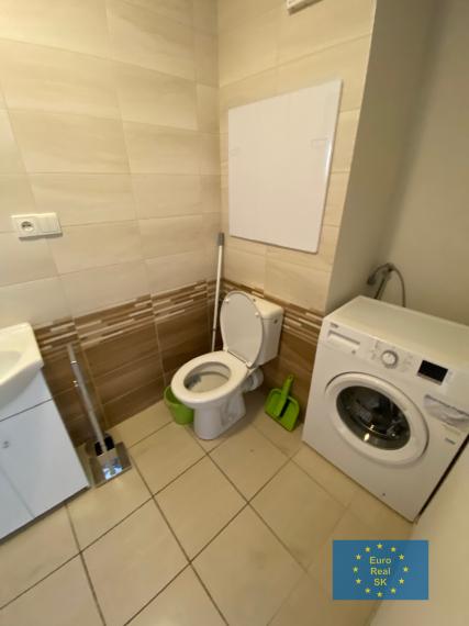 Prenájom 1,5 izb. byt v KE - centrum, Kuzmányho, 42 m2, loggia.