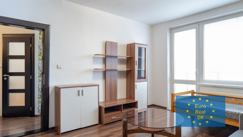 Predaj väčšieho 1 izb. bytu v KE - Centrum, Palárikova ul., rekonštrukcia, loggia.