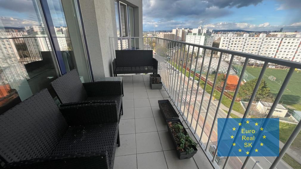 Prenájom 1 izb. byt v Bratislava, časť Petržalka - Budatínska ulica, rezidencia Tatra Panónia, plocha 50 m2, parkovanie.