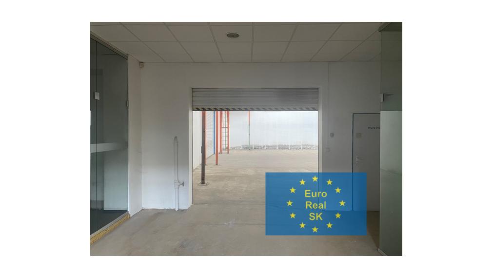 Košice prenájom výrobno-skladových priestorov, 2x700 m2, 1.400 m2, 3.400 m2, žeriav 5 t (8t) , kancelárske priestory, parkovanie