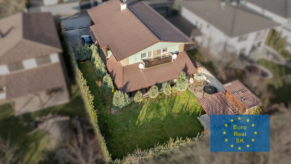 "Exkluzívne" Ponúkam na predaj veľký rodinný dom v KE - Barca v novej rezidenčnej časti.