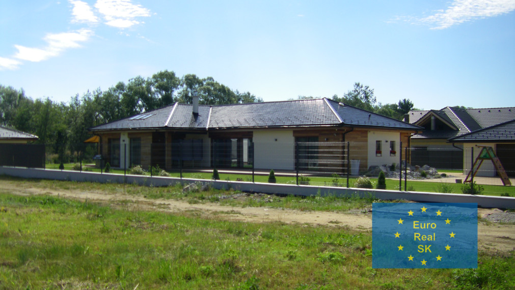 Vysoké Tatry, Veľká Lomnica, golfový rezort Black Stork, predaj stavebných pozemkov