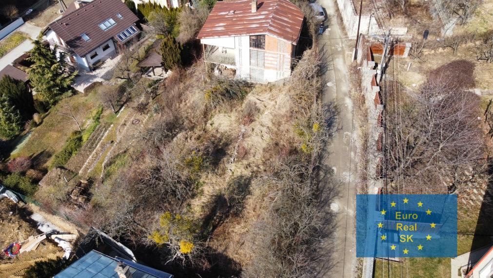 Pozemok stavebná parcela v Košiciach, inž. siete pri pozemku