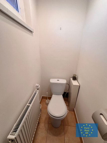 Ponúkam na predaj rodinný dom v obci Trsťany, 17 km od Košíc