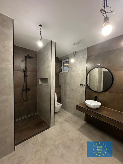 Rekreačný dom v rekreačnej lokalite Šírava - Vinné, Prímestská