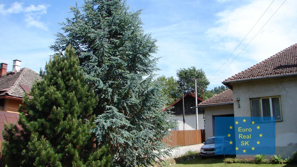 Predaj rodinného domu v obci Smolník, pozemok 5.929 m2, garáž, vhodný na rekreačné účely