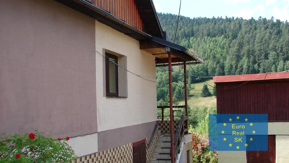 Predaj rodinného domu v obci Smolník, pozemok 660 m2, garáž, záhrada, osobné vlastníctvo, vhodný na rekreačné účely