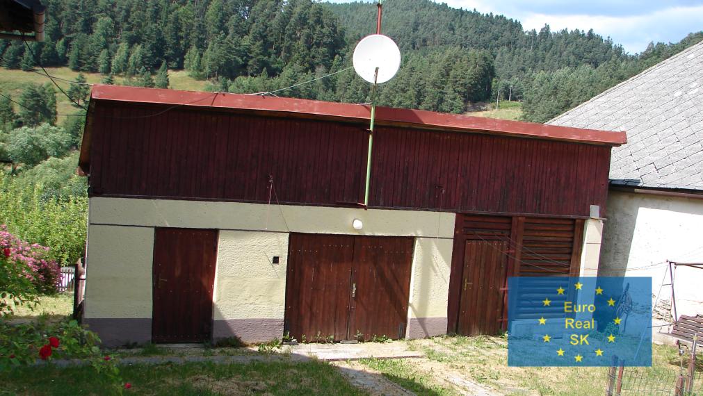 Predaj rodinného domu v obci Smolník, pozemok 660 m2, garáž, záhrada, osobné vlastníctvo, vhodný na rekreačné účely