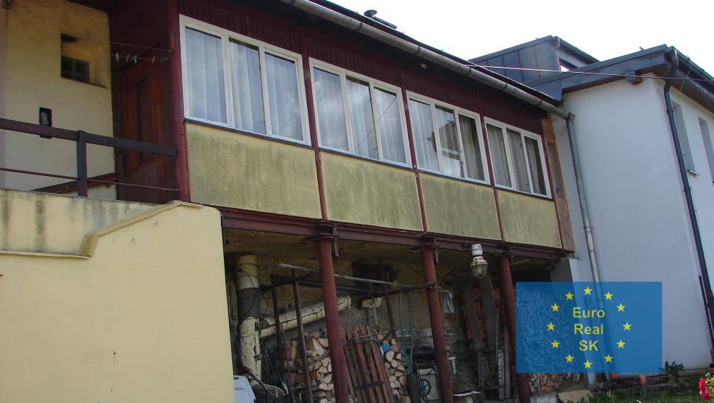 Predaj rodinného domu v obci Smolník, pozemok 660 m2, garáž, záhrada, osobné vlastníctvo, vhodný na rekreačné účely