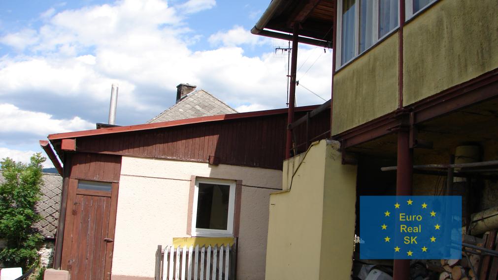 Predaj rodinného domu v obci Smolník, pozemok 660 m2, garáž, záhrada, osobné vlastníctvo, vhodný na rekreačné účely