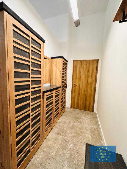 Prenájom nových 1 izb. bytov Košice - Zvonárska ulica, zariadený