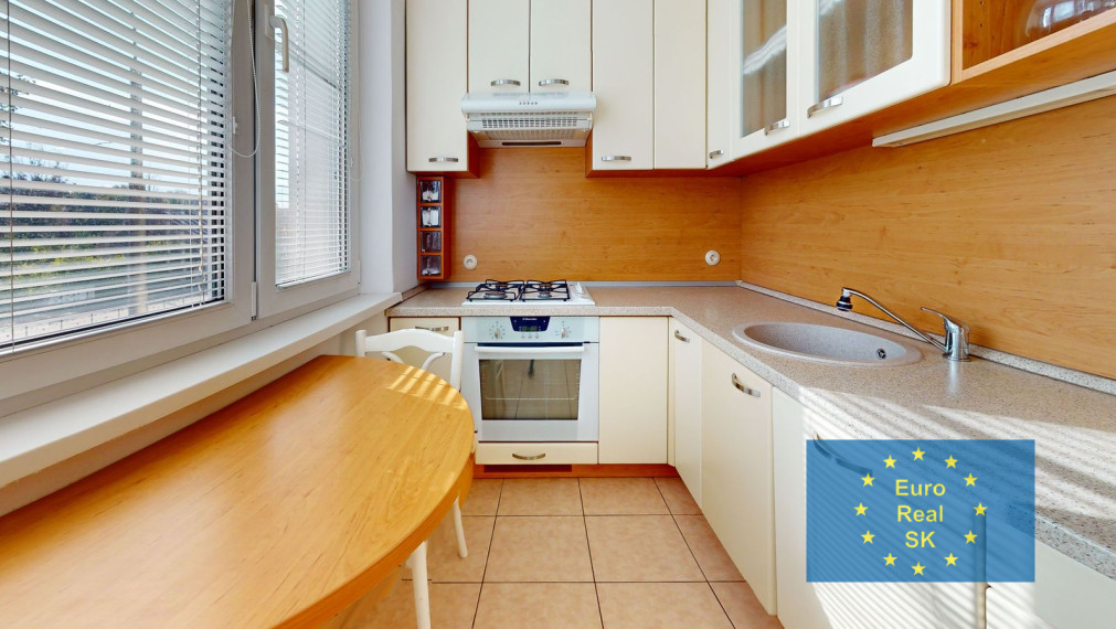 Ponúkame na predaj 4 iz. byt Kuzmányho ul., po rekonštrukcii, 1. poschodie