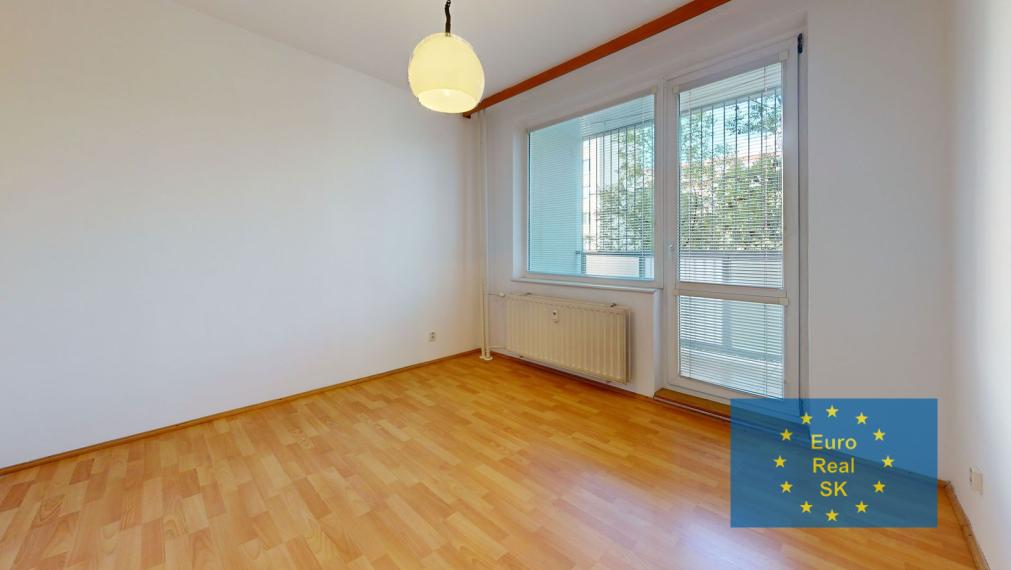 Ponúkame na predaj 4 iz. byt Kuzmányho ul., po rekonštrukcii, 1. poschodie