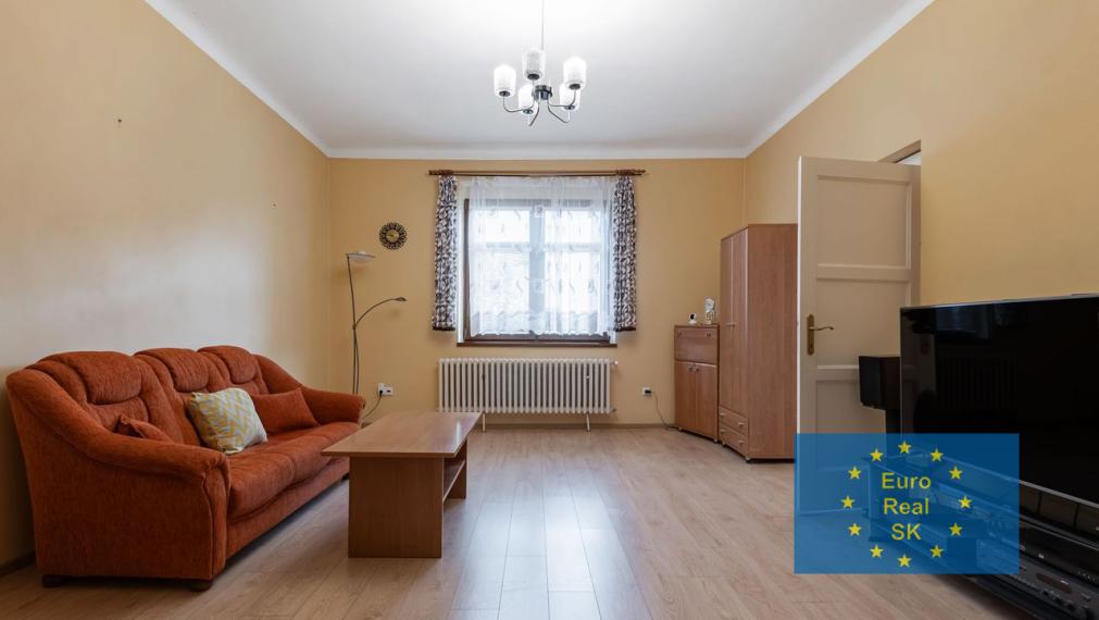 ZNÍŽENÁ CENA  Na predaj ponúkame komfortný RD v Košiciach - Centrum, po rekonštrukcii.