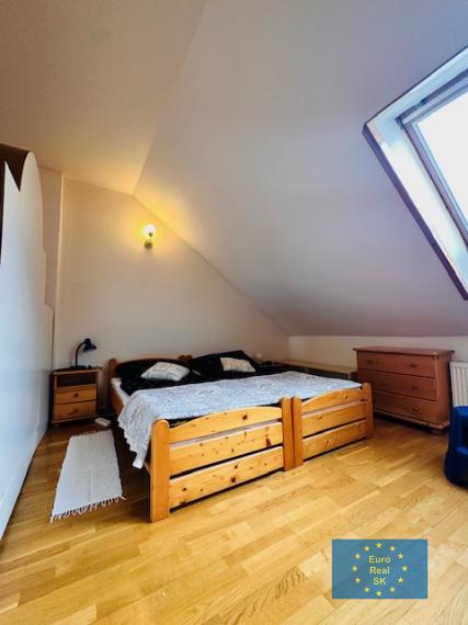 Ponúkam na prenájom 2 izb. byt v centre Košíc - Vrátna ul..