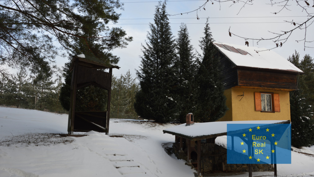 Predaj rekreačného zariadenia  v  lokalite obce Kysak ( Košice -  okolie ) , elektrika, vodovod, osobné vlastníctvo