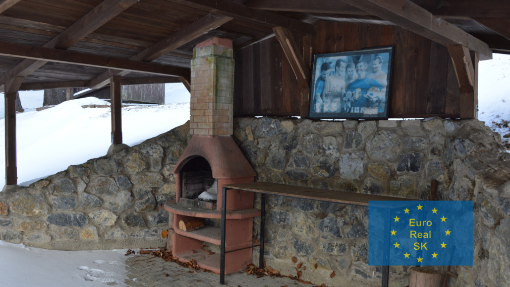 Predaj rekreačného zariadenia  v  lokalite obce Kysak ( Košice -  okolie ) , elektrika, vodovod, osobné vlastníctvo