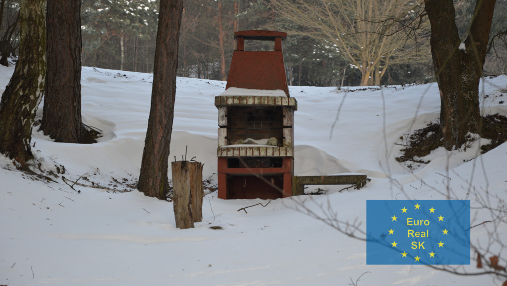 Predaj rekreačného zariadenia  v  lokalite obce Kysak ( Košice -  okolie ) , elektrika, vodovod, osobné vlastníctvo