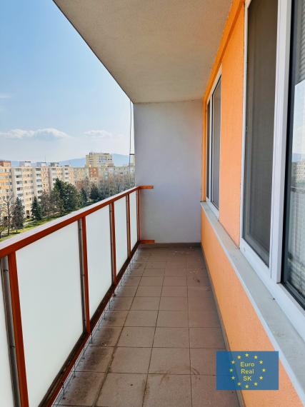 Predaj slnečného 3 izb. bytu Nad Jazerom - Sputnikova ul., rekonštrukcia, OV.