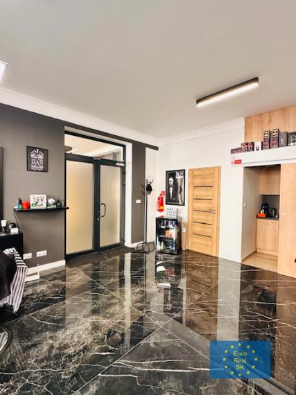 Prenájom nového prízemného obchodno - prevádzkového priestoru Košice - centrum, Zbrojničná ul..