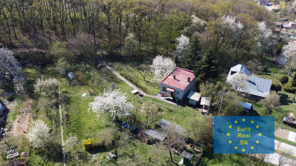 Predaj rekreačnej chaty s veľkou záhradou, Vyšné Opátske - Včelárska paseka, zachovalý pôvodný stav,