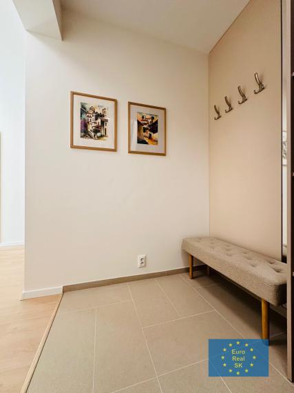 Prenájom nového 2 izb. bytu s veľkou terasou, projekt Panoráma