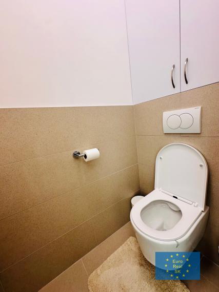 Prenájom nového 2 izb. bytu s veľkou terasou, projekt Panoráma