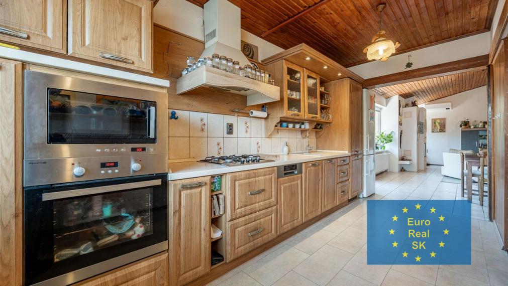 Ponúkam na predaj samostatne stojací rodinný dom košice - Krásna.