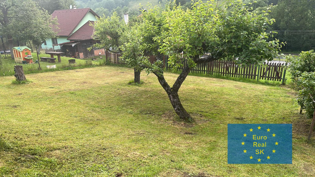 Predaj rodinného domu v obci Smolník, pozemok 660 m2, garáž, záhrada, osobné vlastníctvo, vhodný na rekreačné účely
