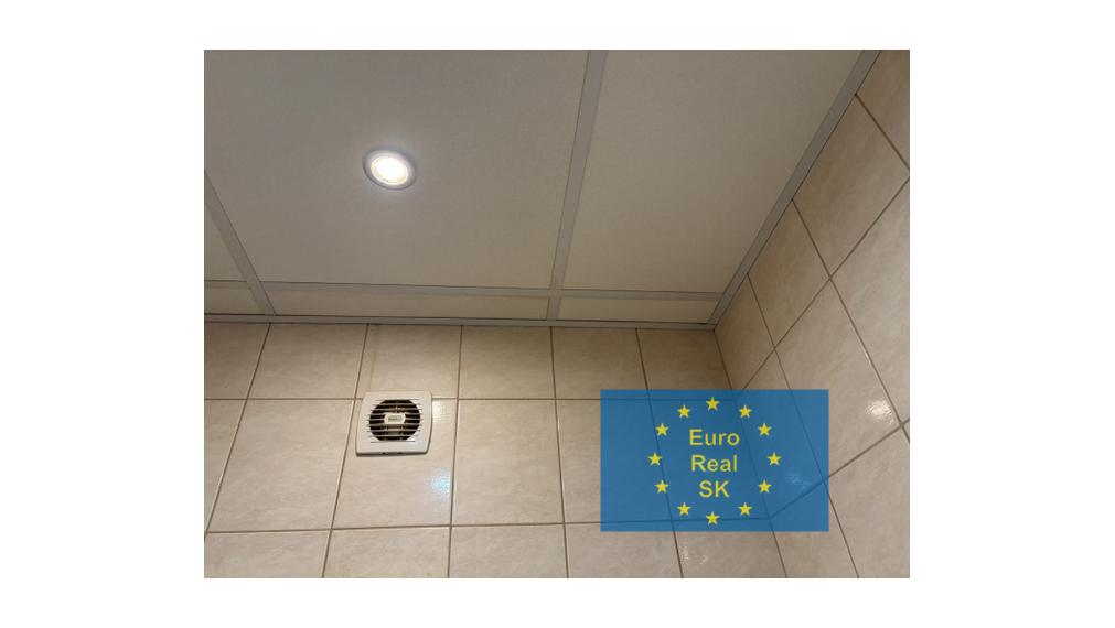 Predaj rekonštruovaného jednoizbového bytu s balkónom o výmere 42 m2, Varšavská ul. ( sídlisko Ťahanovce ), Košice