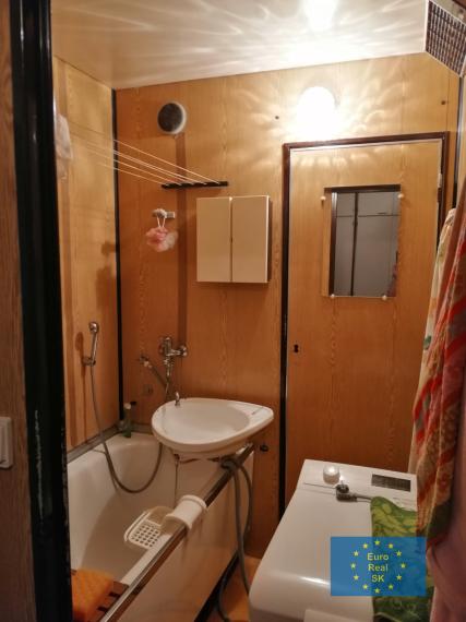 Predaj 1,5 izb bytu v Košiciach Terasa, pôvodný stav, OV. loggia.