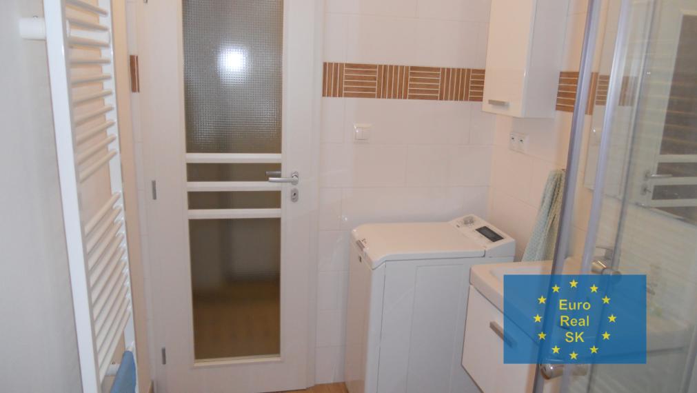 Ponuka1izb.byt Košice–JUH, Šafranová záhrada, zariadený s park.miestom