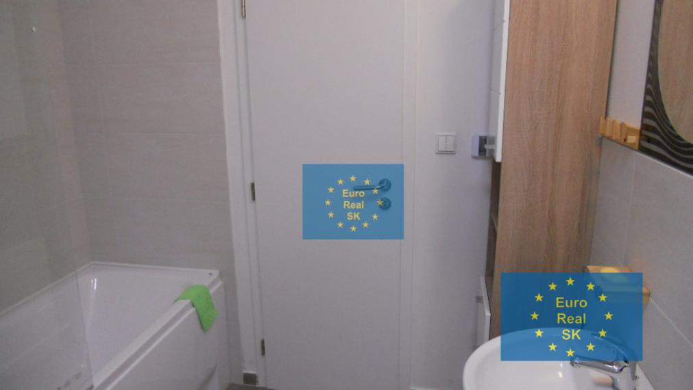 Na prenájom  2izb.byt, v novostavbe, zariadený, s parkovaním