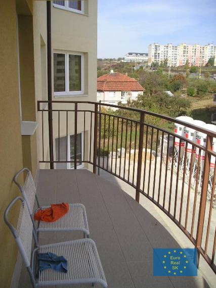 Prenájom 2 izb bytu Košice Klimkovičová, zariadený. loggia.
