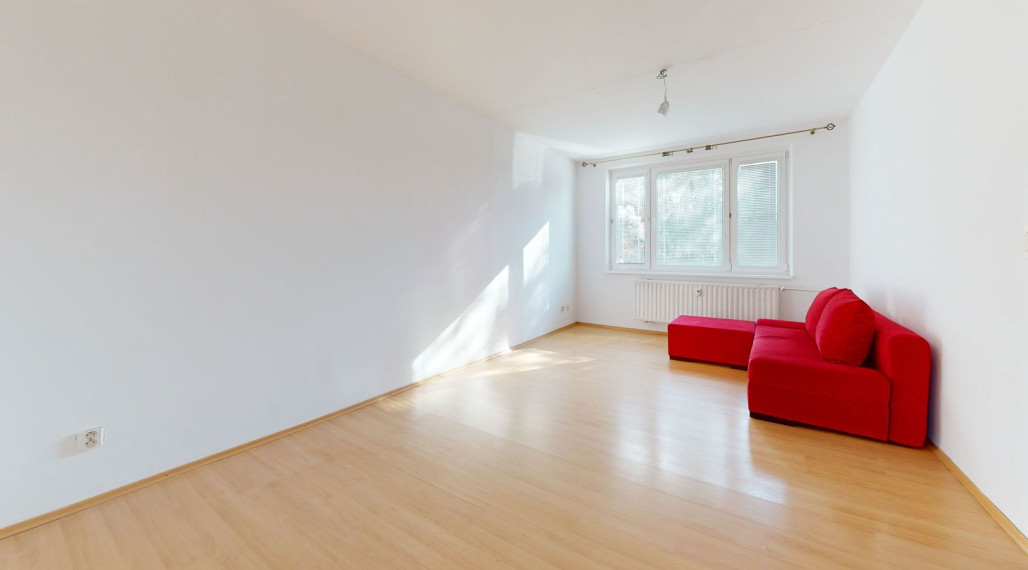 Ponúkame na predaj 4 iz. byt Kuzmányho ul., po rekonštrukcii, 1. poschodie