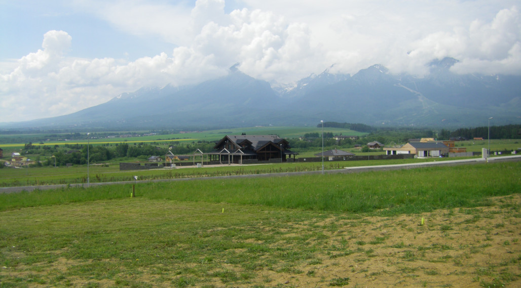 Predáme vo Vysokých Tatrách, V. Lomnica,  golfový rezort Black Stork stavebný pozemok o výmere 1.024 m2