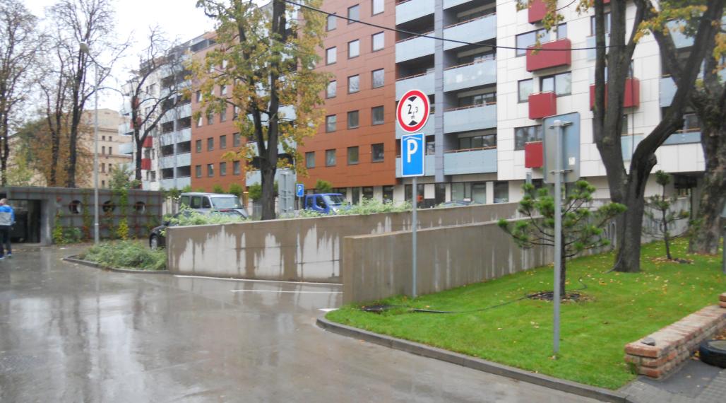 Ponuka1izb.byt Košice–JUH, Šafranová záhrada, zariadený s park.miestom