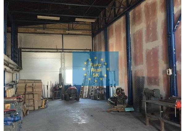 Prenájom skladu Juž. trieda, skladové priestory, výmera 159 m2 + 57 m2