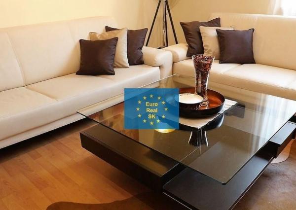 Prenájom RD v Košiciach -Sever, tichá vilková lokalita, rekonštruovaný, zariadený, ponúka spojenie bývania a podnikania home office
