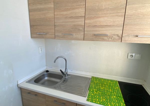 Prenájom 1,5 izb. byt v KE - centrum, Kuzmányho, 42 m2, loggia.